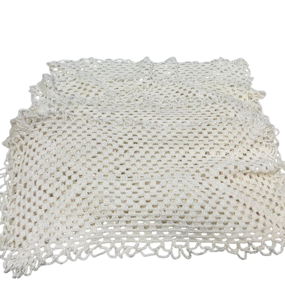 Lot of 6 Vintage Rectangular Lace Doily Placemats Cottage Core Table Decor